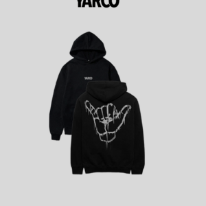 Casual fit hoodie in black